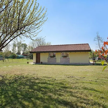 Semesterbostad Casina Bianca Lurate Caccivio